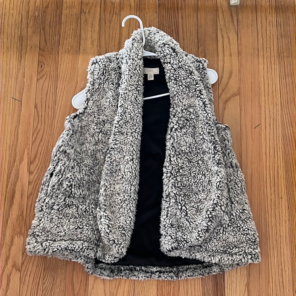 NWOT Grey Sherpa Vest